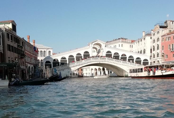 水城威尼斯的桥有哪些_威尼斯水城的桥叫什么