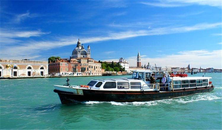 威尼斯哪种船便宜又好_威尼斯哪种船便宜又好看