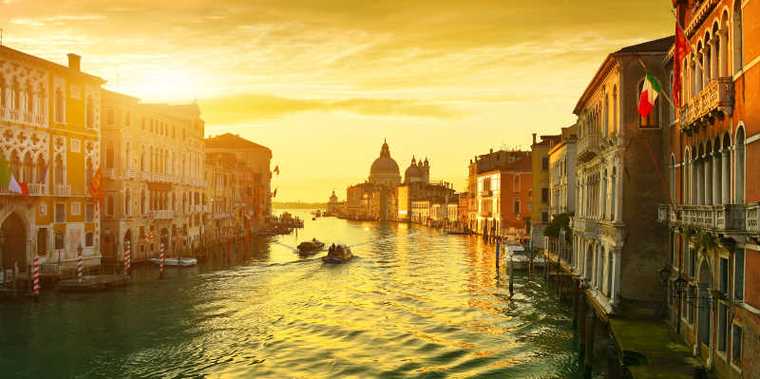 写威尼斯早上景象的段落_威尼斯早晨的景色